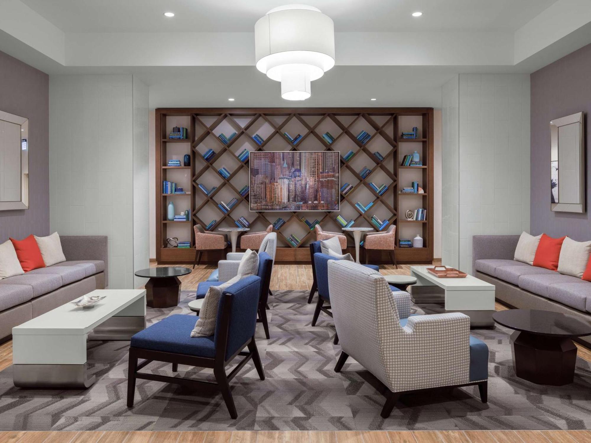 Hampton Inn Chicago Mccormick Place Exterior foto